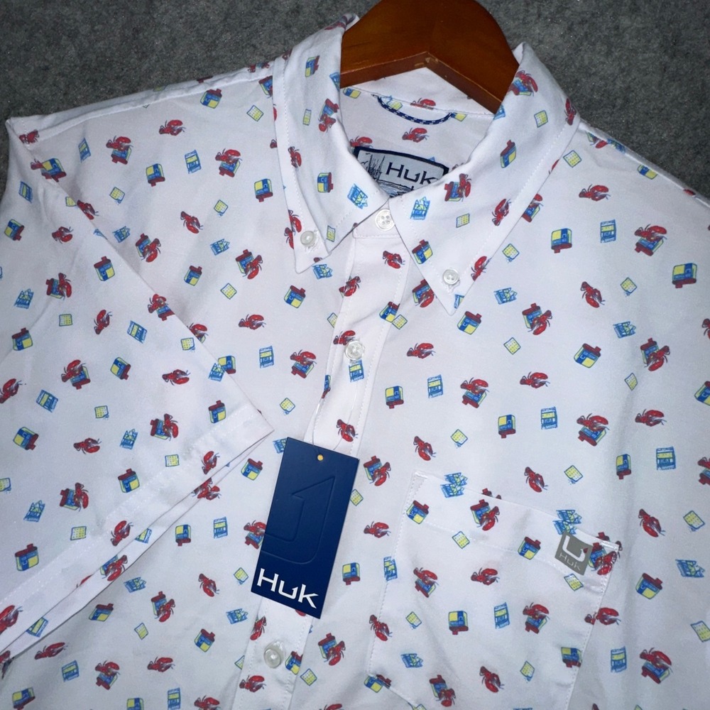 Huk Button Down Mens M White Lobster Print Shirt Kona H1500212-109 Short Sleeve